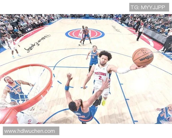 2016年NBA季后赛勇士与雷霆第五场激战回顾与精彩瞬间分析